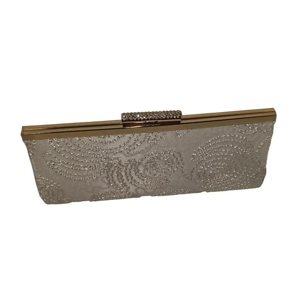 NWT Charming Charlie White Embroidered Clutch Bag w/Gold‎ Clasp & Chain